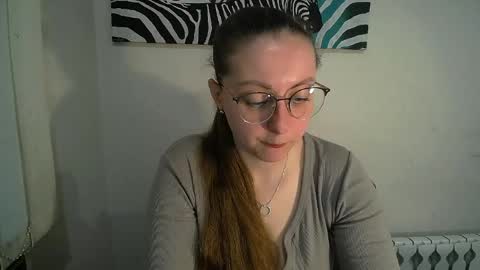 Snapshot of _annabelle_lee chatting on 05.13.26 Anna online show from 05.13.26