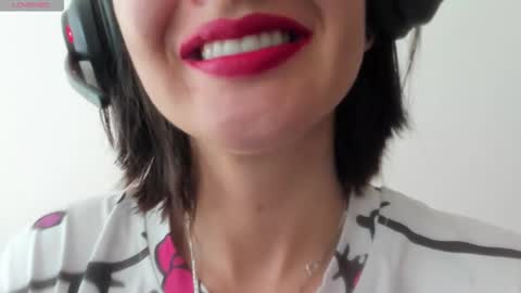 antonia online show from 11.21.25