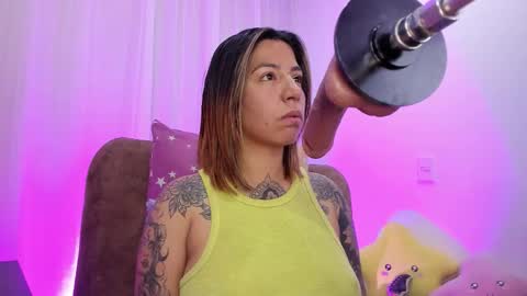 Snapshot of _antonella_dreams chatting on 09.22.25 _antonella_dreams online show from 09.22.25