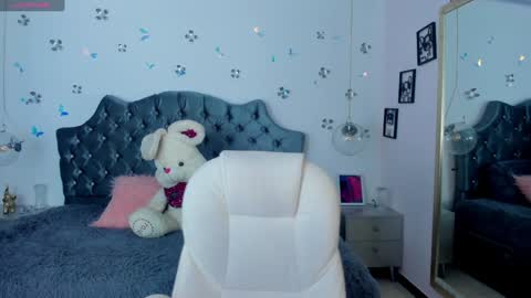 antonnela online show from 01.13.25