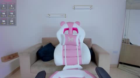    online show from 03.05.26