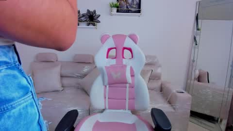    online show from 04.16.26