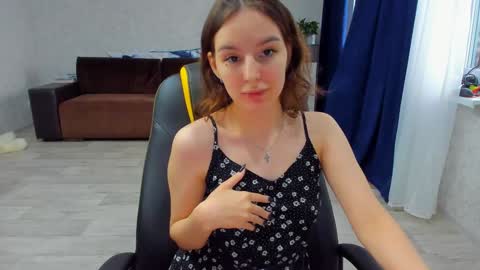 Snapshot of _arina_cox__ chatting on 02.02.25 Arina online show from 02.02.25