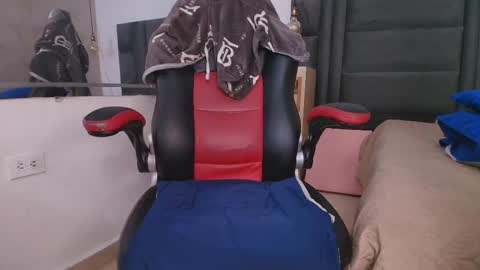 Arlet online show from 02.26.25