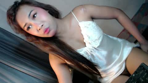 Snapshot of _asiancutie chatting on 05.29.26 _asiancutie online show from 05.29.26