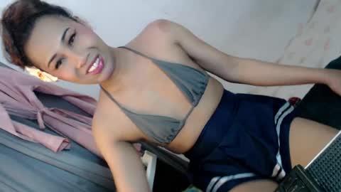 Snapshot of _asiancutie chatting on 06.15.26 _asiancutie online show from 06.15.26