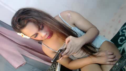 Snapshot of _asiancutie chatting on 06.20.26 _asiancutie online show from 06.20.26