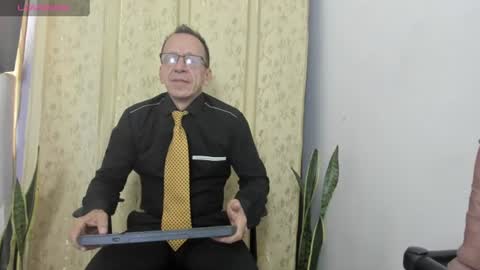 Snapshot of _axelking1_ chatting on 07.10.26 Axel online show from 07.10.26