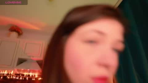 Olivia online show from 12.04.24