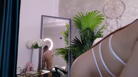 Snapshot of _azzalee_ chatting on 06.23.26 AzzaLee online show from 06.23.26