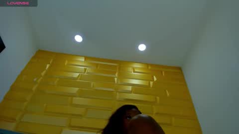 Snapshot of _becky__ chatting on 01.18.25 Becky online show from 01.18.25