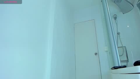 Snapshot of _becky__ chatting on 01.28.25 Becky online show from 01.28.25