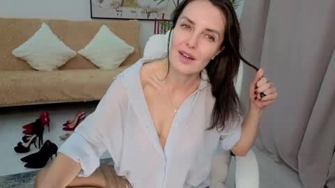 Snapshot of _beylly chatting on 04.18.26 Beylly online show from 04.18.26