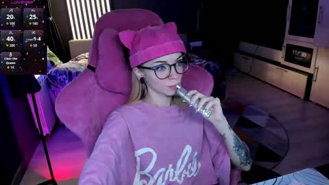 Snapshot of _black_fox__ chatting on 05.02.26 Olivia Subscribe to my Fansly - online show from 05.02.26