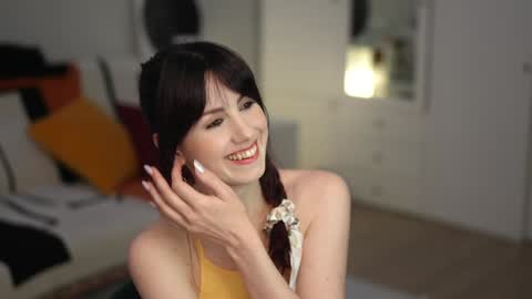 Snapshot of _blackbee_ chatting on 11.05.25 Lili online show from 11.05.25