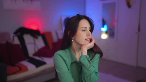 Snapshot of _blackbee_ chatting on 02.20.26 Lili online show from 02.20.26