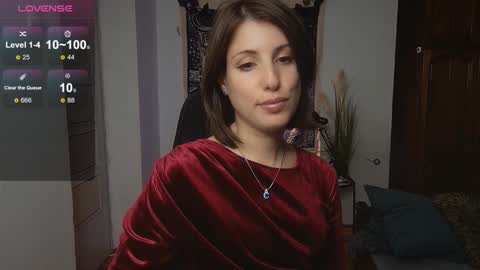 Laura online show from 12.20.24