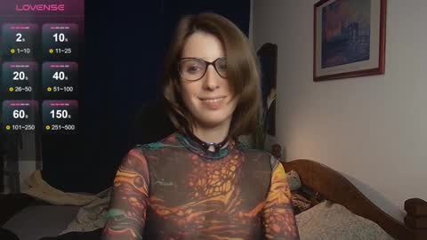 Laura online show from 01.24.25