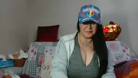 Snapshot of _blue__butterfly_ chatting on 12.07.24 KHALEESI online show from 12.07.24
