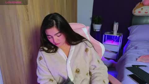 Bonnie online show from 07.25.26