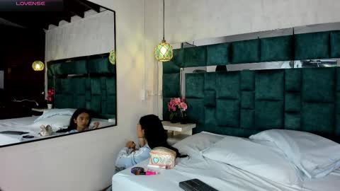 Snapshot of _bonnyandclyde chatting on 02.12.26 _bonnyandclyde online show from 02.12.26