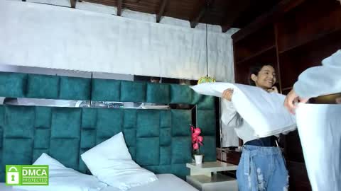 Snapshot of _bonnyandclyde chatting on 02.25.26 _bonnyandclyde online show from 02.25.26