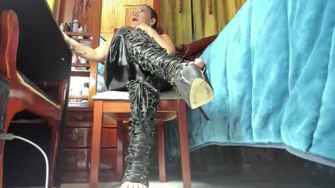 Snapshot of _brendamichel_ chatting on 03.18.26 Brenda online show from 03.18.26