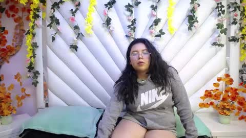 Snapshot of _britany_miller chatting on 01.28.25 _britany_miller online show from 01.28.25