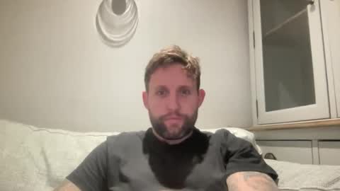  UK BigThick Cock  online show from 10.21.25