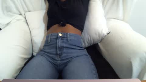 Snapshot of _bunny_b chatting on 03.10.25 I will be back soon  online show from 03.10.25