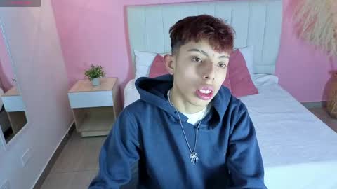 Snapshot of _camilo_ortiz chatting on 05.13.26 camilo online show from 05.13.26