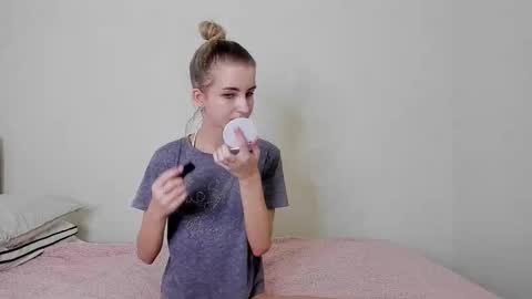 Snapshot of _candybb chatting on 01.09.26 online show from 01.09.26