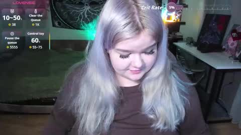 Snapshot of _candym1lky_ chatting on 02.28.26 _candym1lky_ online show from 02.28.26