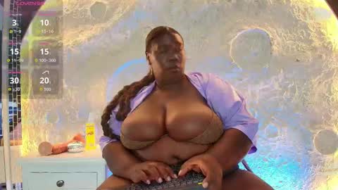 Caro. online show from 10.18.25