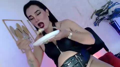 Caroline online show from 09.28.25