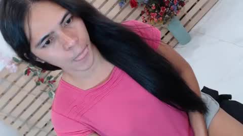 Snapshot of _celina chatting on 06.25.26 _celina online show from 06.25.26