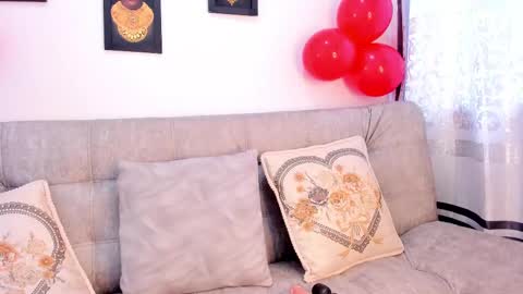 _charlottedavis online show from 03.05.25