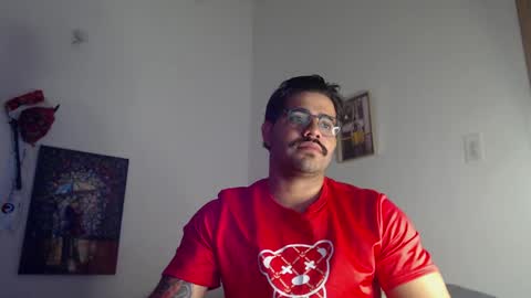 Snapshot of _coddy_ chatting on 12.20.24 coddy nolove online show from 12.20.24