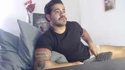 Snapshot of _coddy_ chatting on 12.21.24 coddy nolove online show from 12.21.24