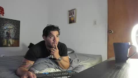 Snapshot of _coddy_ chatting on 12.27.24 coddy nolove online show from 12.27.24