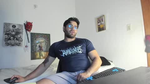 Snapshot of _coddy_ chatting on 01.05.25 coddy nolove online show from 01.05.25