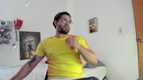 Snapshot of _coddy_ chatting on 01.09.25 coddy nolove online show from 01.09.25