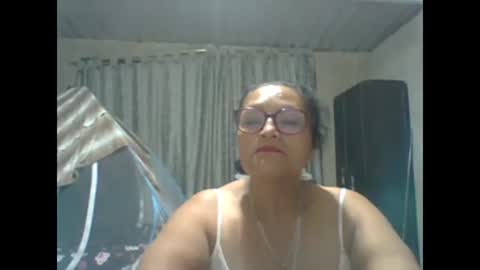 _cristal09 online show from 10.19.25