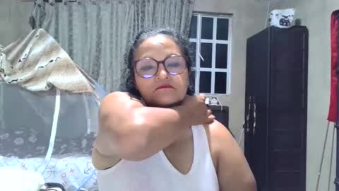 _cristal09 online show from 10.22.25