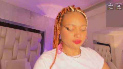     online show from 11.10.25