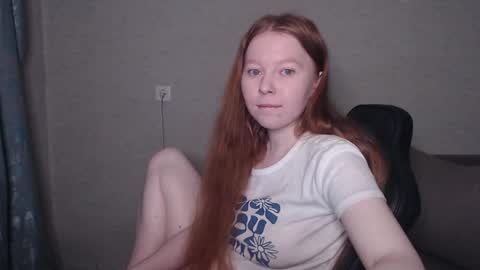 Snapshot of _damnbaby chatting on 11.04.25 _damnbaby online show from 11.04.25