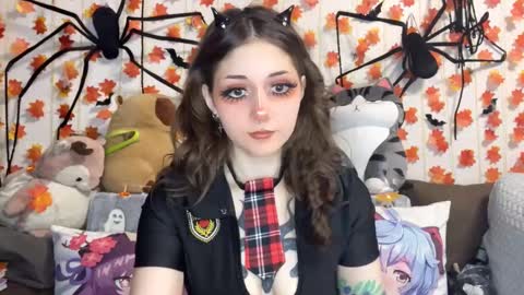 Kate online show from 09.24.25