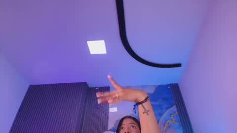 Dione online show from 03.27.26