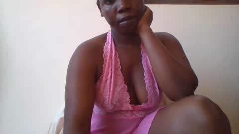 Snapshot of _diva001_ chatting on 09.19.25 bigbootydiva online show from 09.19.25