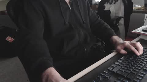 Snapshot of _dmc chatting on 01.17.25 _dmc online show from 01.17.25